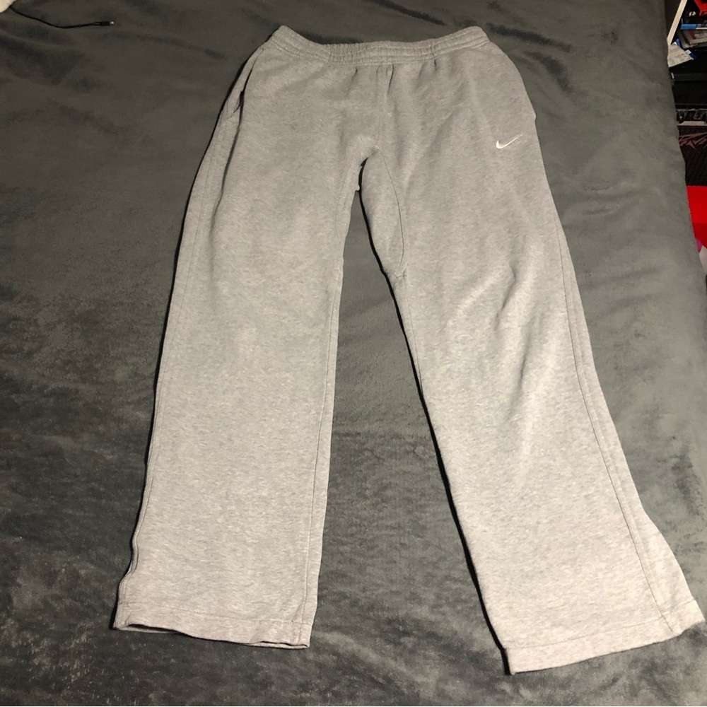 Nike Straight Fit Sweatpants